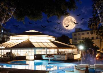 Halloween Dip 'n' Dine