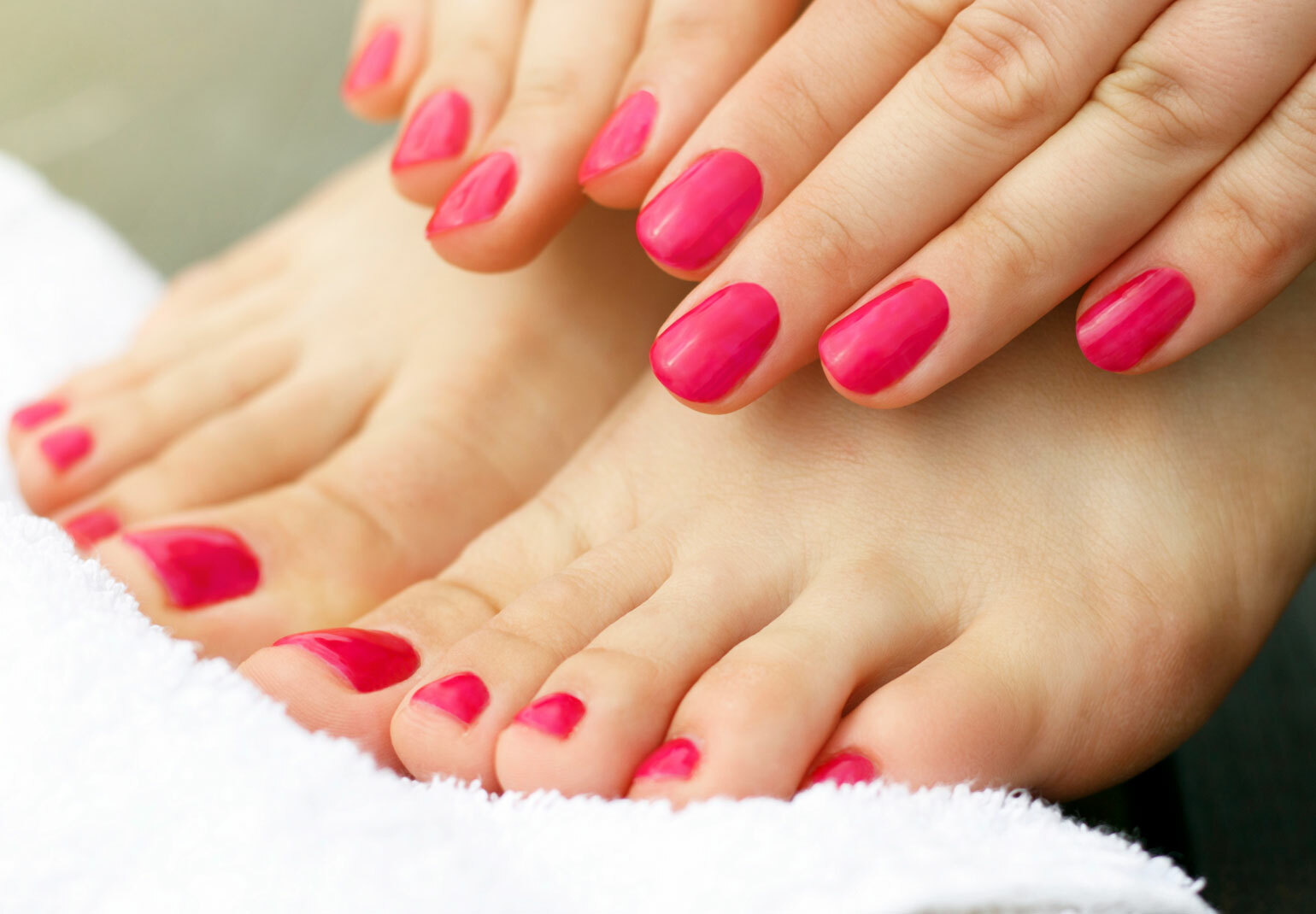 30% off Gel Polish Fingers or Toes at La Femme Beauty