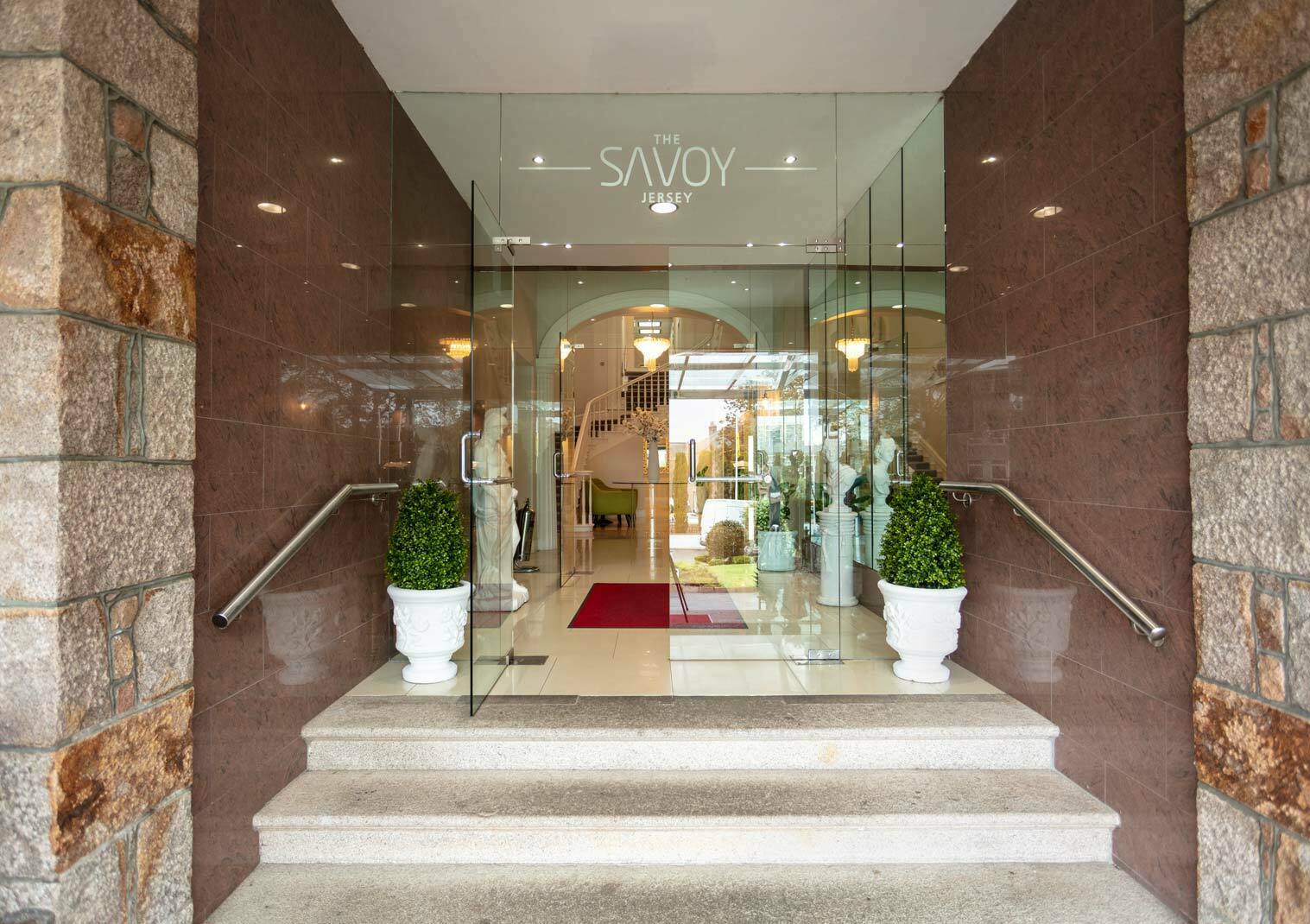 23% off The Savoy Hotel Sunday Lunch with a Glass of Wine
