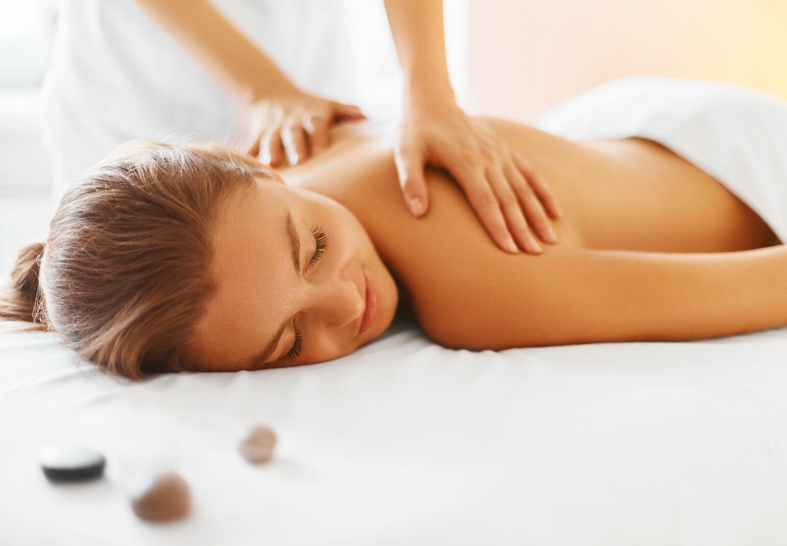 Cheias de Charme 50% off One Hour Full Body Massage