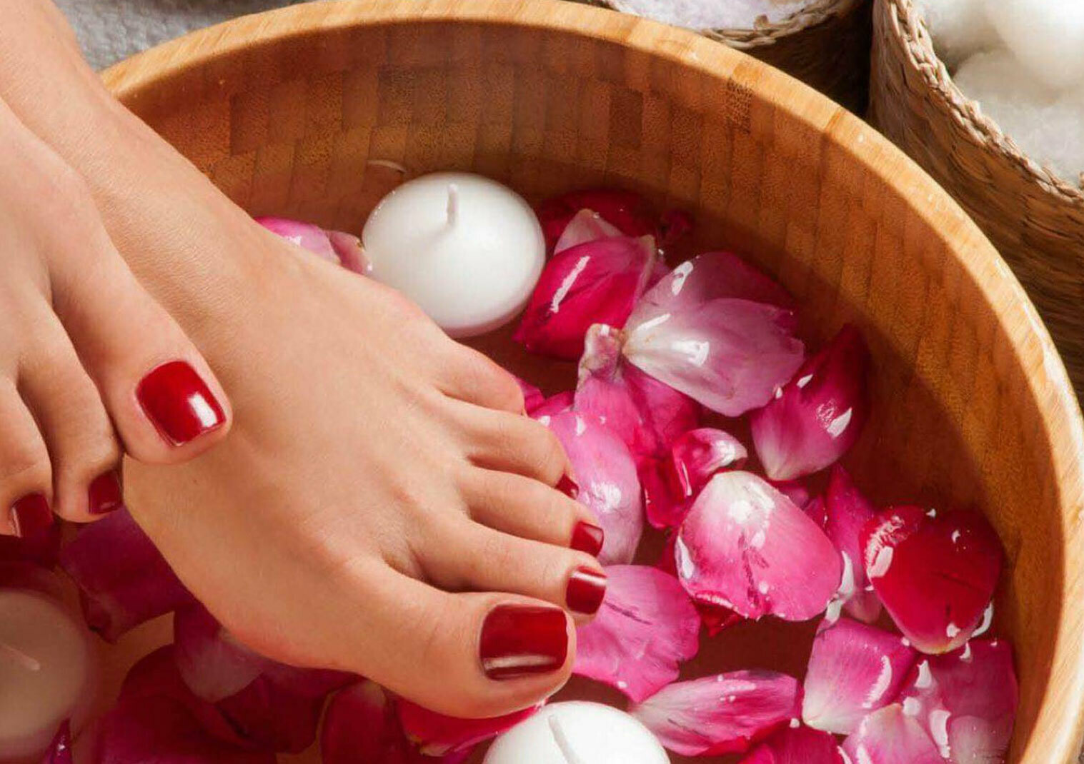 Save 17% off a Full Deluxe Pedicure or Soft Gel Manicure