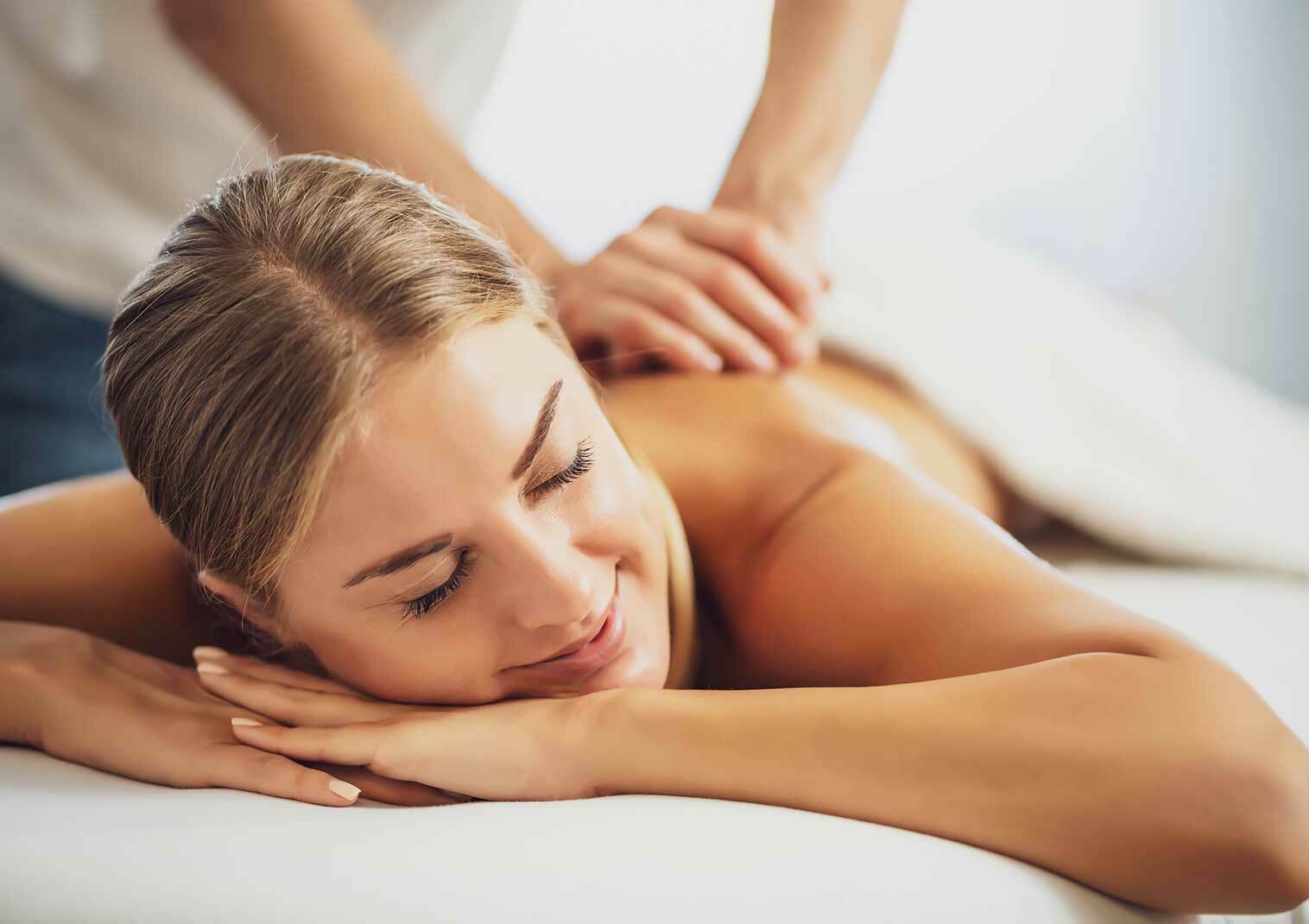 50% off One Hour Full Body Massage at Cheias de Charme