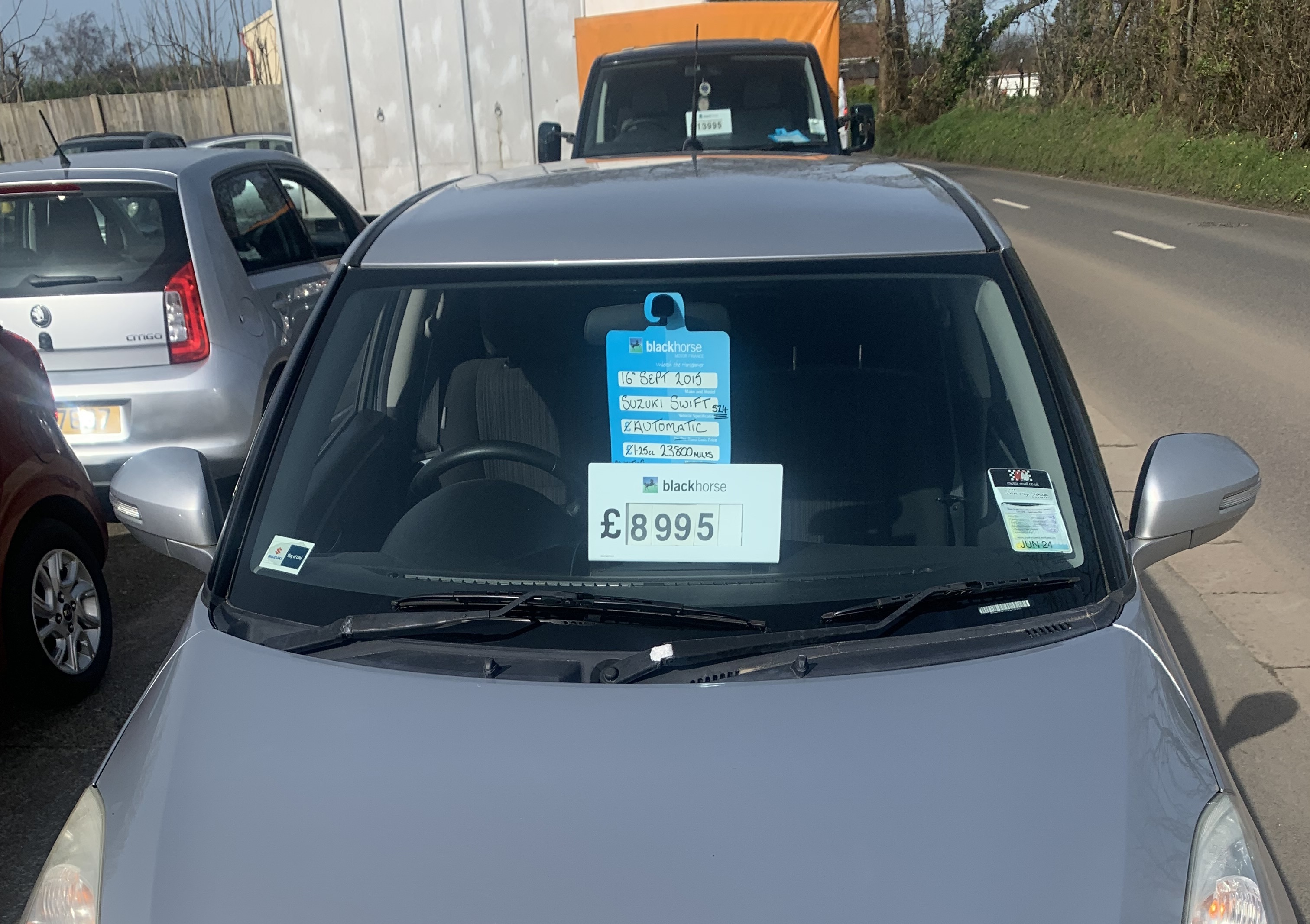 SUZUKI SWIFT SZ4 AUTOMATIC CHASING CARS.... CAR SALES.AUGRES