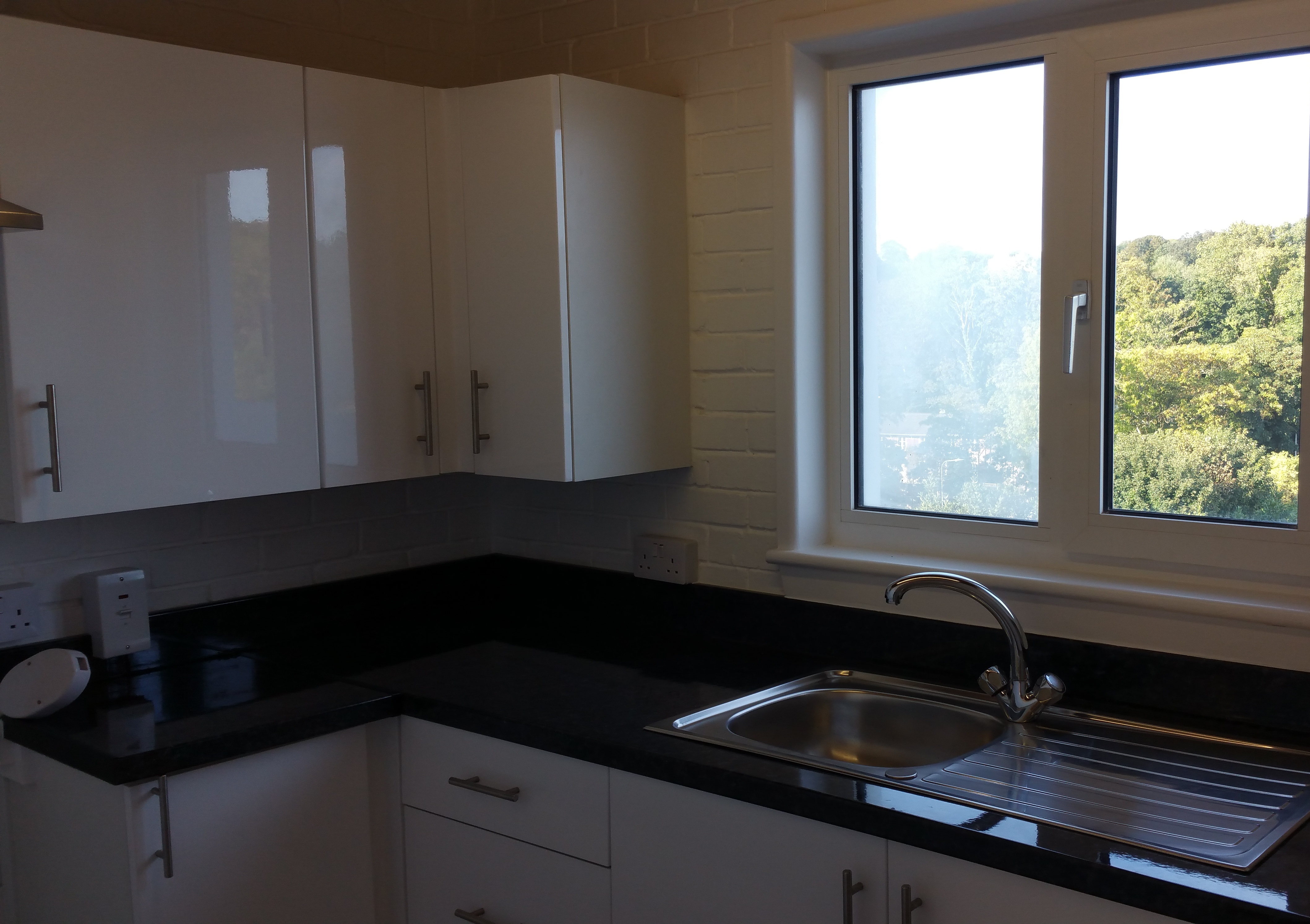 2 bedroom / 3 adult registered available £1,600 pcm Jersey