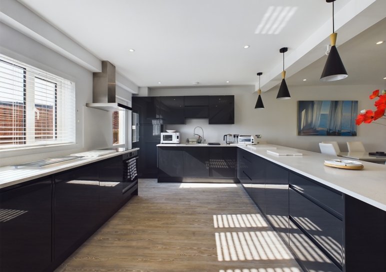 2 x 1 bedroom cottages (Winter Let) Jersey For Rent Property